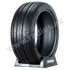 Ultrasport ST760 255/40 R19